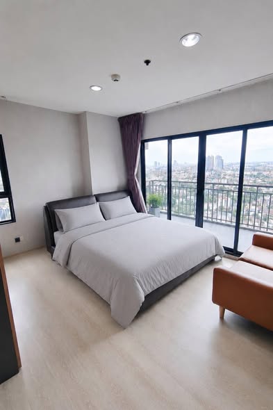 bedroom of IDEO Sukhumvit 115