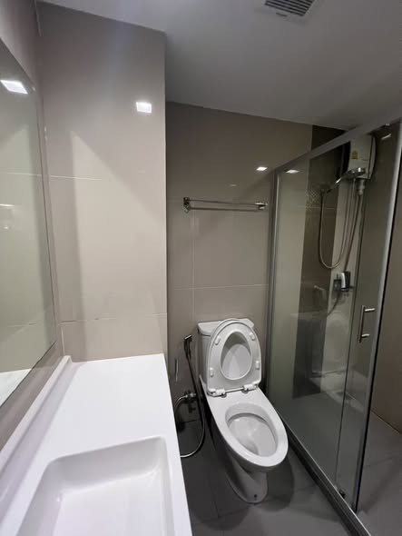 bathroom of Ideo Sukhumvit 93