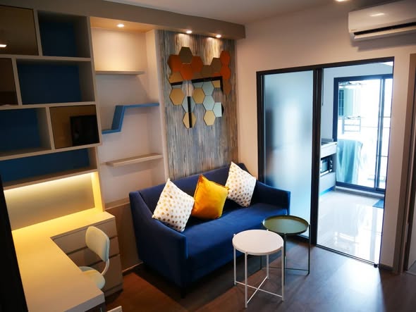 living room and room interior of Ideo Sukhumvit 93