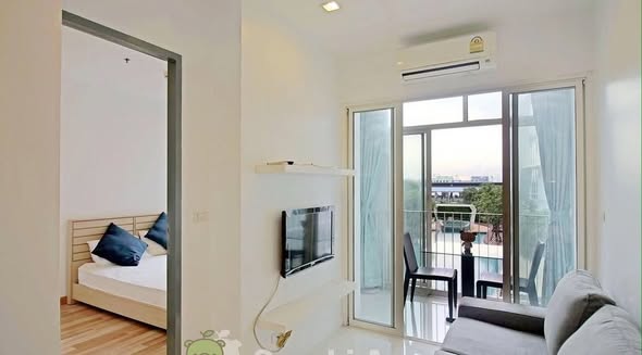 bedroom and room interior of Ideo Verve Sukhumvit