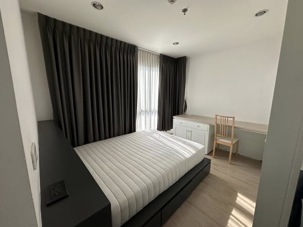 bedroom of Ideo Wutthakat