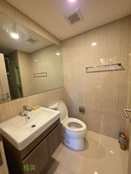 bathroom of IKON SUKHUMVIT 77 CONDOMINIUM
