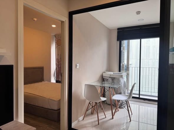 bedroom and room interior of IKON SUKHUMVIT 77 CONDOMINIUM