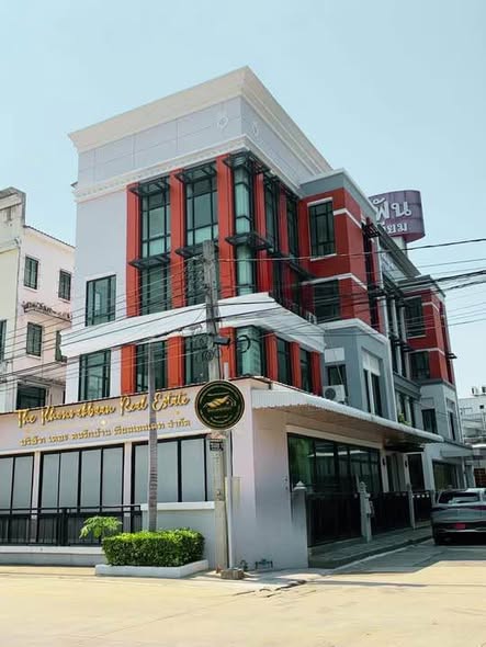 หมู่บ้านเดอะซิตี้ พัฒนาการ