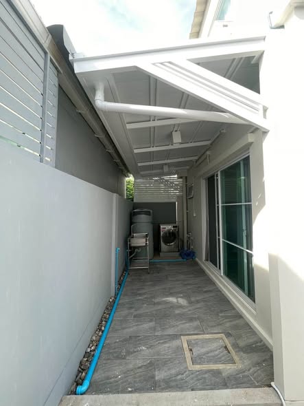 room interior of Indy 4 Bangna Km.7