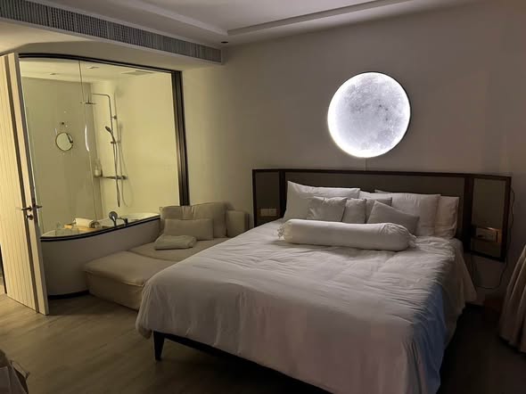 bedroom of InterContinental Residences Hua Hin