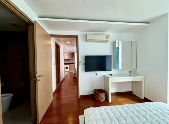 bedroom of InterLux Premier Sukumvit 13