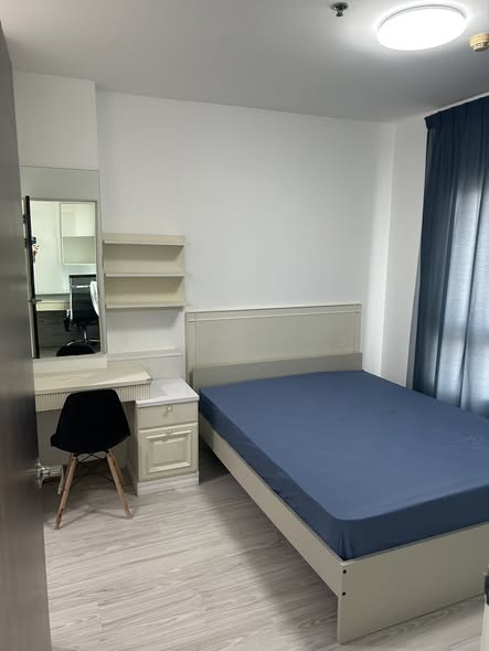 bedroom of IVY River Condo
