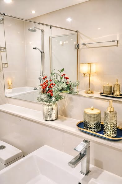 bathroom of IVY THONGLOR