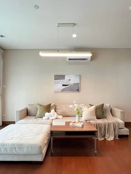 bedroom and living room of IVY THONGLOR