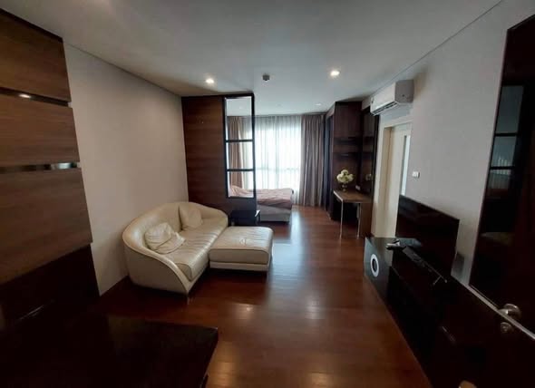 bedroom and living room and room interior of IVY THONGLOR