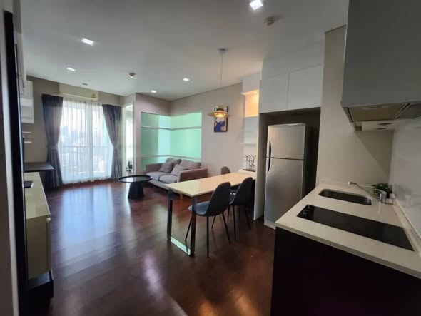 kitchen of IVY THONGLOR