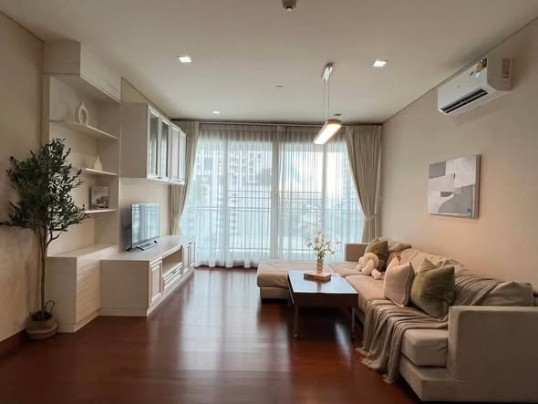 living room of IVY THONGLOR