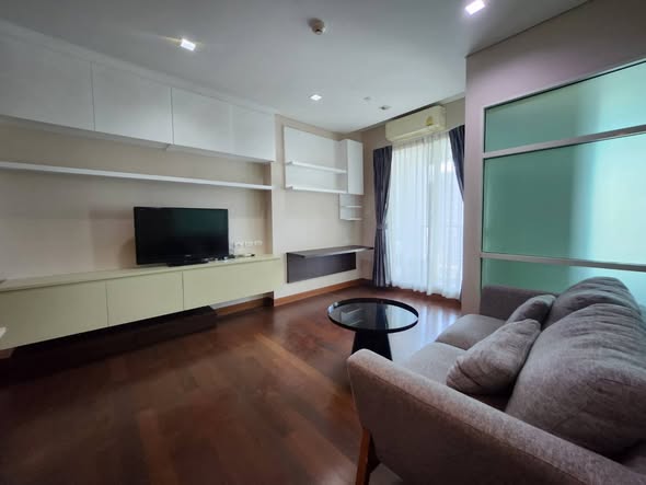 living room of IVY THONGLOR