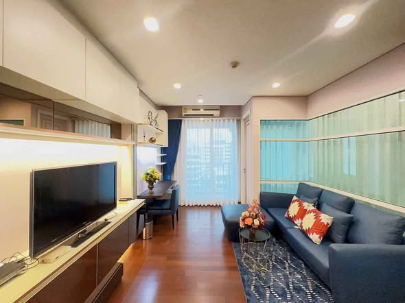 living room and room interior of IVY THONGLOR