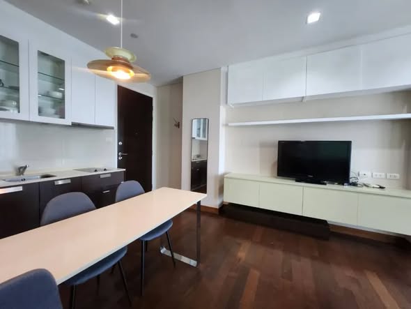 room interior of IVY THONGLOR
