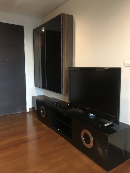 room interior of IVY THONGLOR