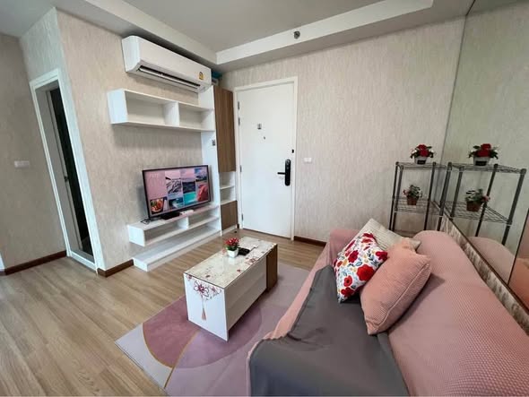 bedroom of J Condo Satorn-Kallaprapruk
