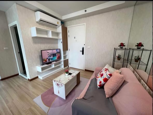 bedroom of J Condo Satorn-Kallaprapruk