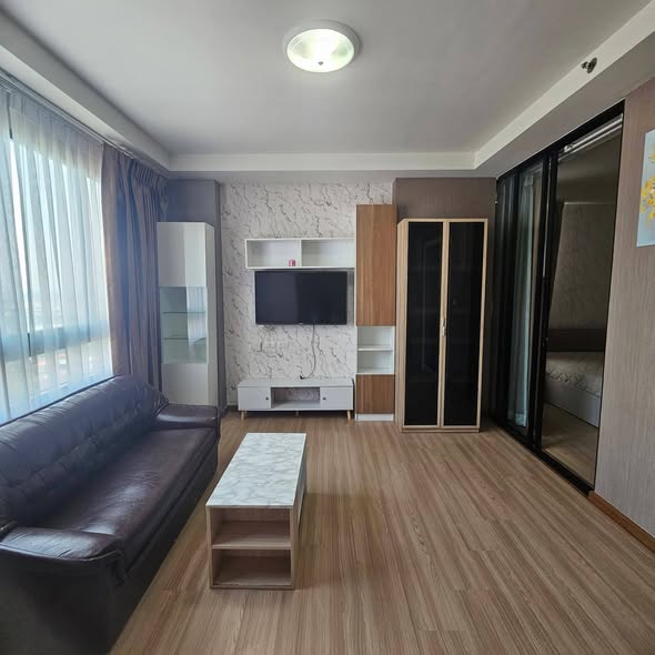 J Condo Satorn-Kallaprapruk
