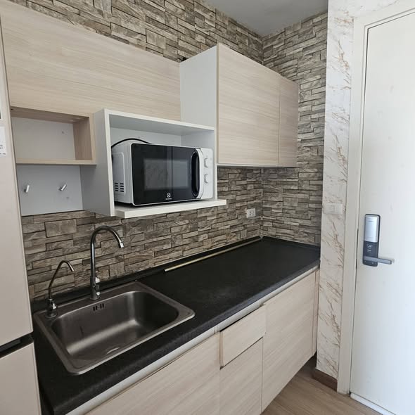 J Condo Satorn-Kallaprapruk