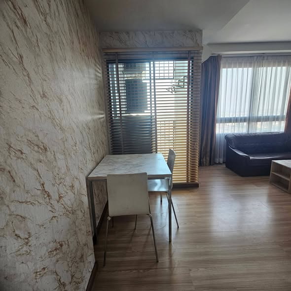J Condo Satorn-Kallaprapruk