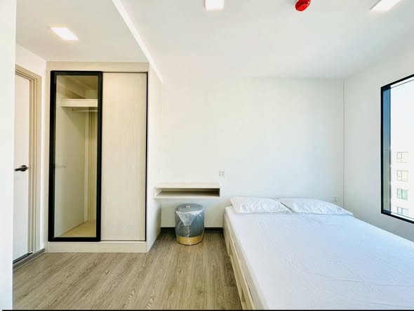 bedroom and room interior of Kave Wonderland Sales Gallery