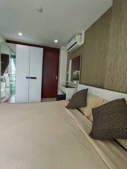 bedroom of KES Ratchada Condominium