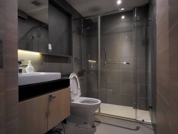 room interior and bathroom of Klass Silom Condo