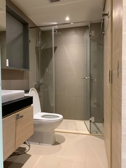 room interior and bathroom of Klass Silom Condo