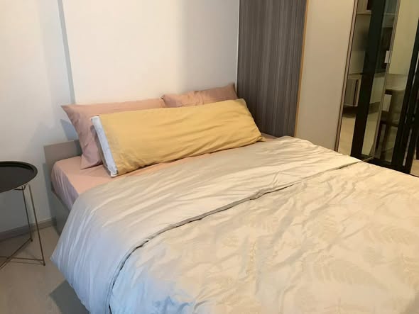 bedroom of KnightsBridge Phaholyothin Interchange