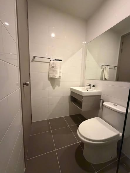 bathroom of KnightsBridge Prime Onnut
