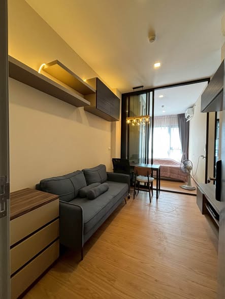 bedroom and living room of KnightsBridge Prime Onnut