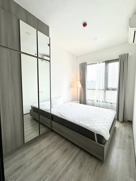 bedroom and room interior of KnightsBridge Prime Onnut