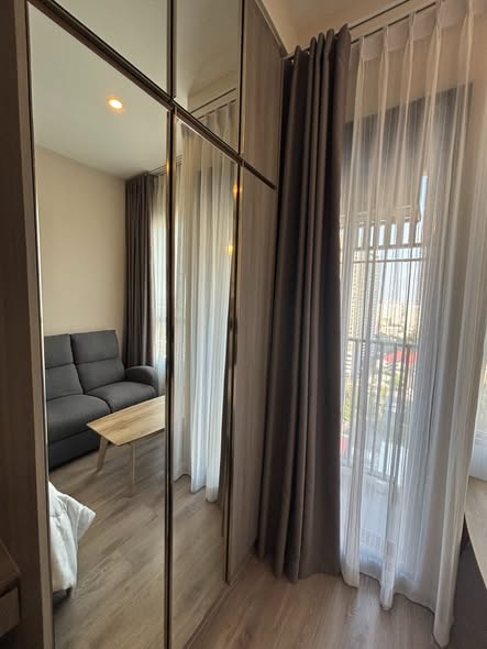 bedroom and room interior of KnightsBridge Prime Onnut