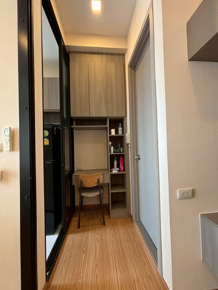 room interior and bathroom of KnightsBridge Prime Onnut