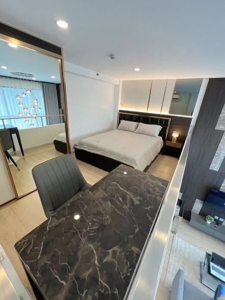 bedroom of KnightsBridge Prime Sathon