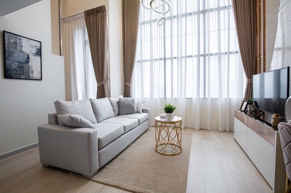 bedroom and living room of KnightsBridge Prime Sathon