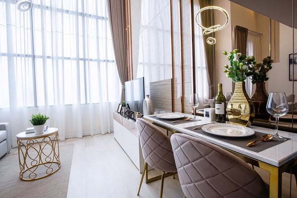 living room and room interior and bathroom of KnightsBridge Prime Sathon