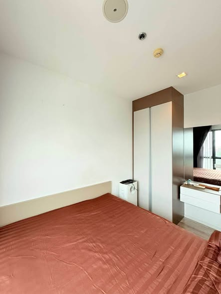 bedroom of Knightsbridge Sky River Ocean Condominium