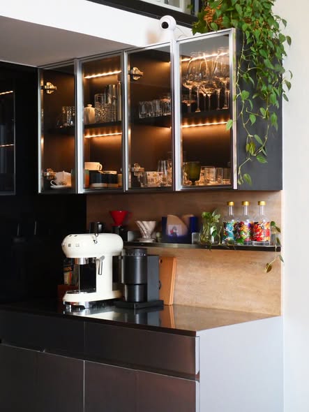 bathroom and kitchen of KnightsBridge Space Rama9
