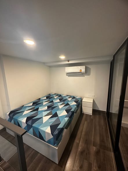 bedroom of KnightsBridge Space Rama9