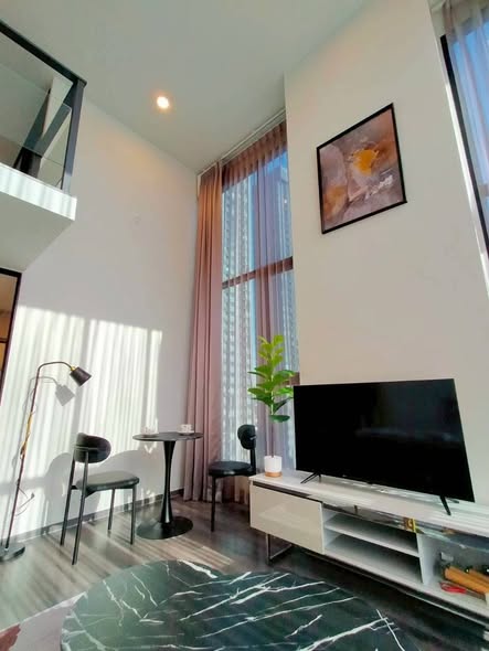 living room of KnightsBridge Space Rama9