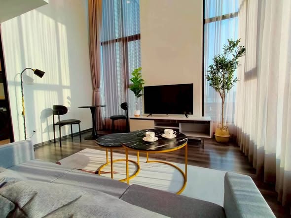 living room of KnightsBridge Space Rama9