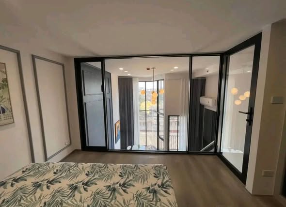 bedroom and room interior of KnightsBridge Space Ratchayothin