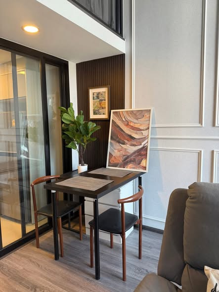 living room and room interior of KnightsBridge Space Ratchayothin