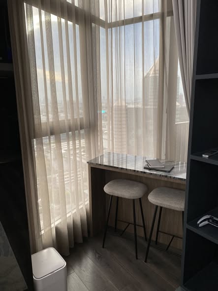 room interior of KnightsBridge Space Ratchayothin