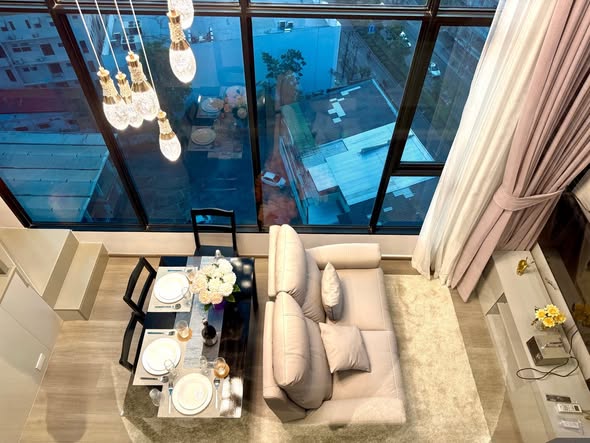 living room of KnightsBridge Space Sukhumvit-Rama 4
