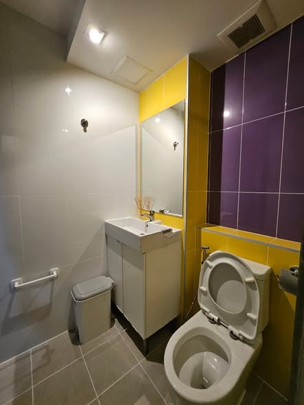 bathroom of L Style Condo