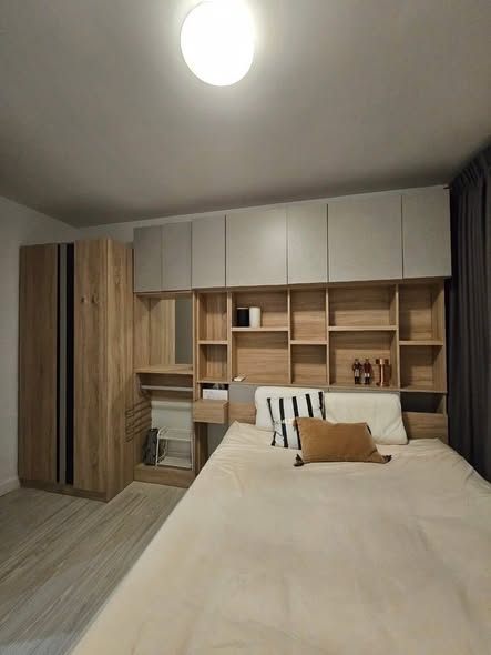 bedroom of L Style Condo